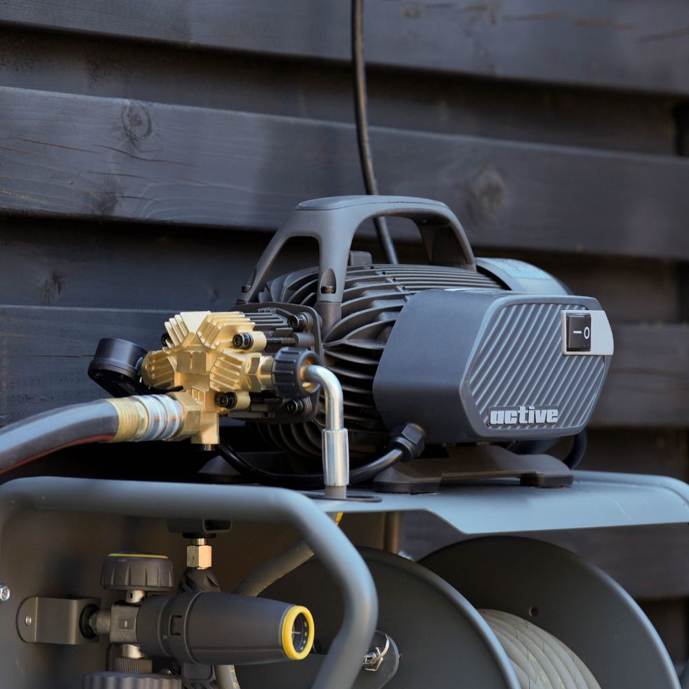 Active Wall Mount & Hose Reel